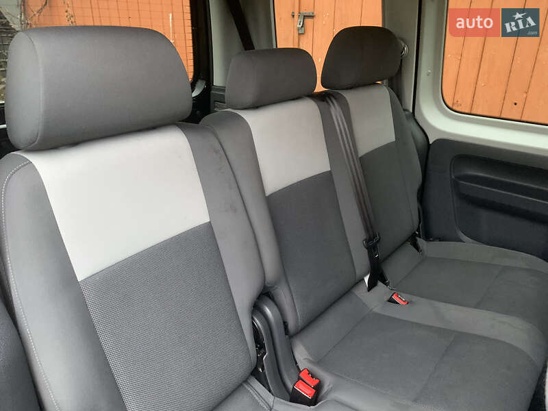 Мінівен Volkswagen Caddy 2013 в Івано-Франківську