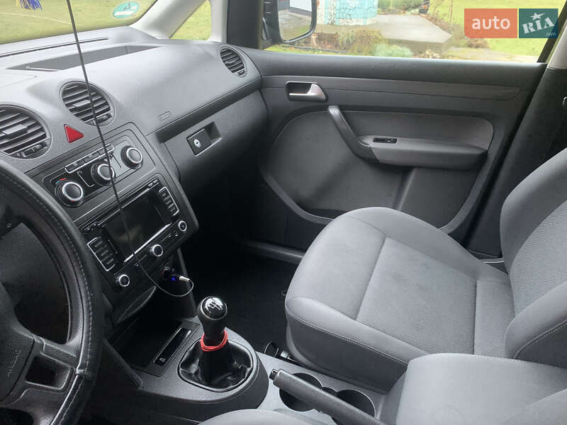 Мінівен Volkswagen Caddy 2013 в Івано-Франківську