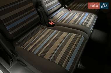 Минивэн Volkswagen Caddy 2011 в 