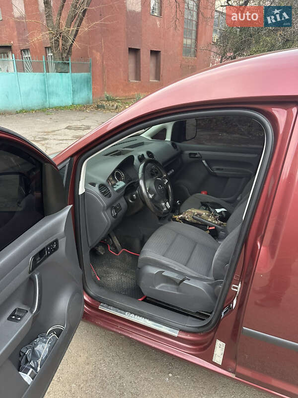 Минивэн Volkswagen Caddy 2011 в Мукачево