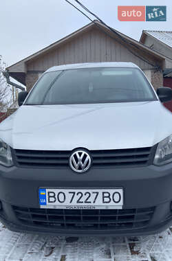 Вантажний фургон Volkswagen Caddy 2015 в Тернополі