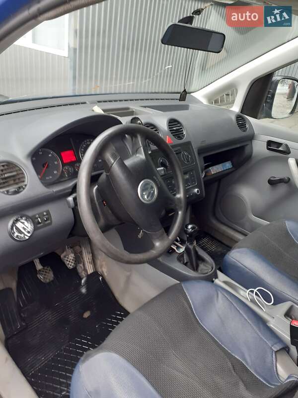 Минивэн Volkswagen Caddy 2006 в Борщеве