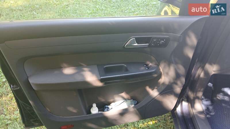 Мінівен Volkswagen Caddy 2011 в Прилуках