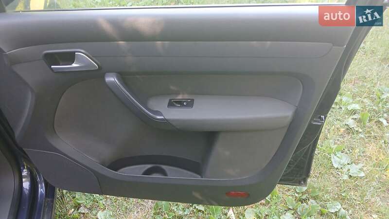 Мінівен Volkswagen Caddy 2011 в Прилуках