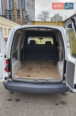 Вантажний фургон Volkswagen Caddy 2008 в Києві