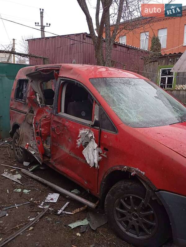 Минивэн Volkswagen Caddy 2004 в Середине-Буде