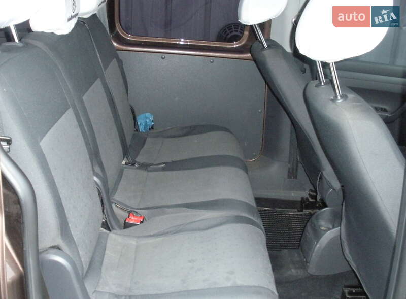 Минивэн Volkswagen Caddy 2011 в Шепетовке