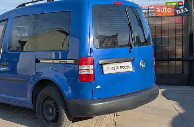 Volkswagen Caddy 2011
