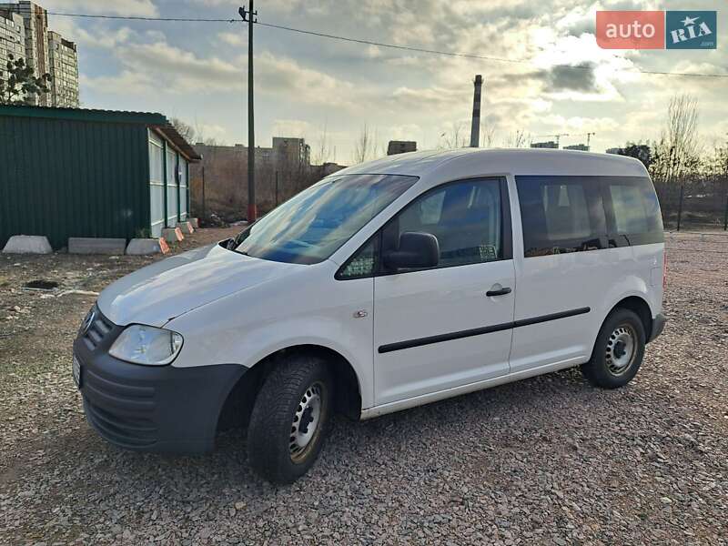 Мінівен Volkswagen Caddy 2010 в 