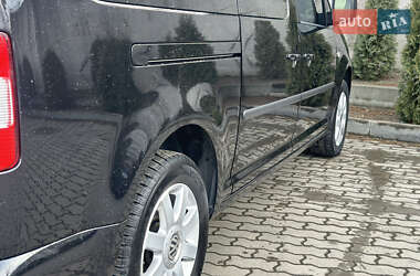 Минивэн Volkswagen Caddy 2009 в Сарнах