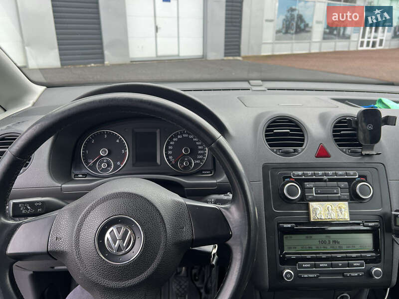 Минивэн Volkswagen Caddy 2011 в Прилуках