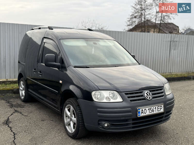 Минивэн Volkswagen Caddy 2008 в Иршаве