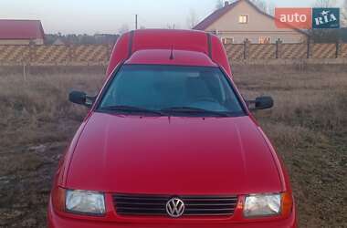 Пікап Volkswagen Caddy 2003 в Сарнах