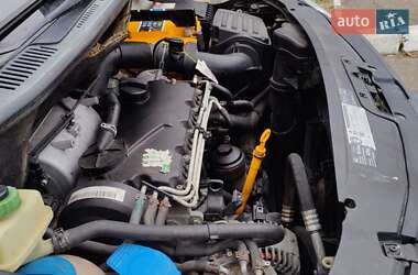 Минивэн Volkswagen Caddy 2009 в 