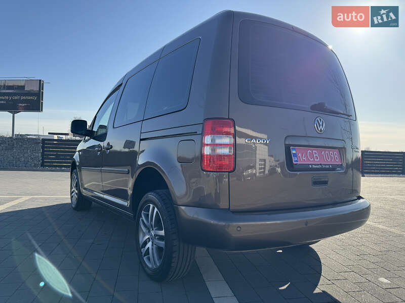 Мінівен Volkswagen Caddy 2012 в Мукачевому
