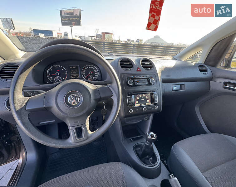 Мінівен Volkswagen Caddy 2012 в Мукачевому