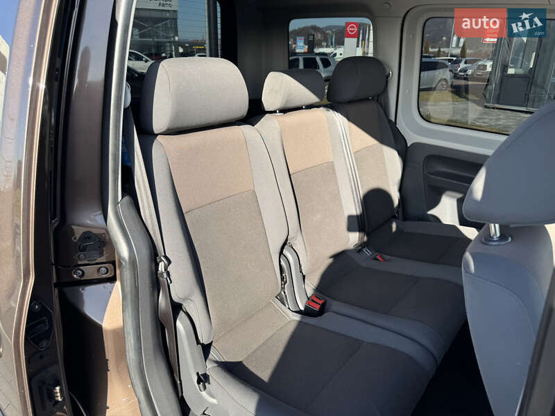 Мінівен Volkswagen Caddy 2012 в Мукачевому