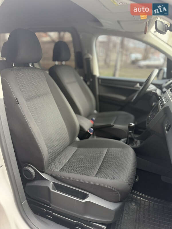 Мінівен Volkswagen Caddy 2016 в Слов'янську