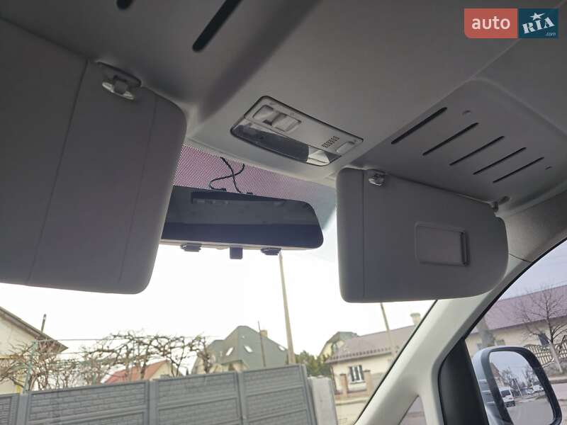 Минивэн Volkswagen Caddy 2014 в Киеве фото 24 Минивэн Volkswagen Caddy 2014 в Киеве