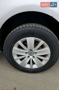 Минивэн Volkswagen Caddy 2014 в Киеве