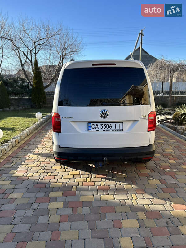 Мінівен Volkswagen Caddy 2015 в Умані