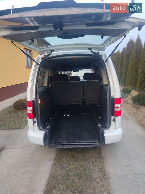 Мінівен Volkswagen Caddy 2011 в Хусті