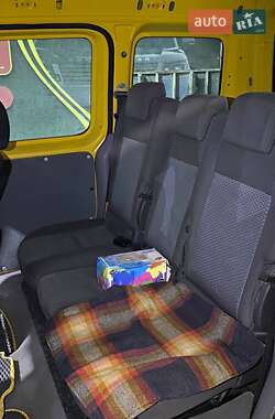 Минивэн Volkswagen Caddy 2005 в 