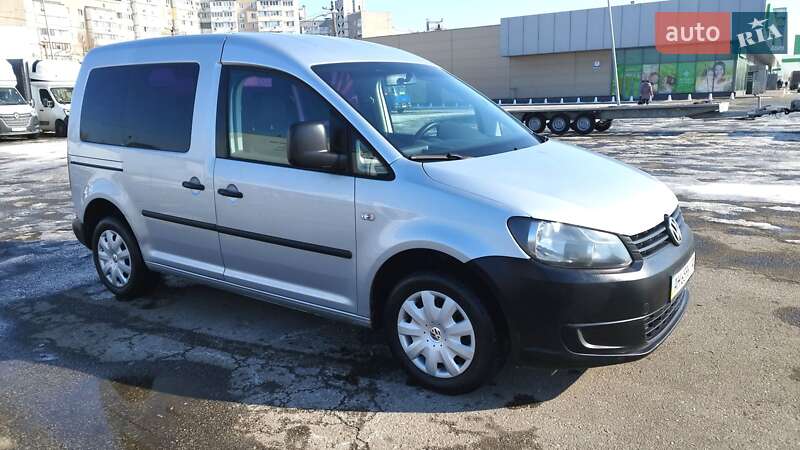 Мінівен Volkswagen Caddy 2012 в Києві