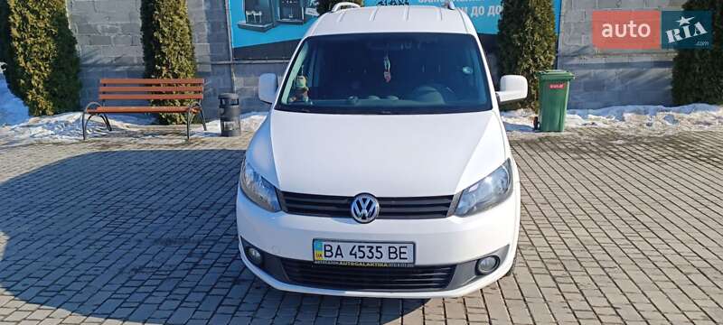 Минивэн Volkswagen Caddy 2013 в 