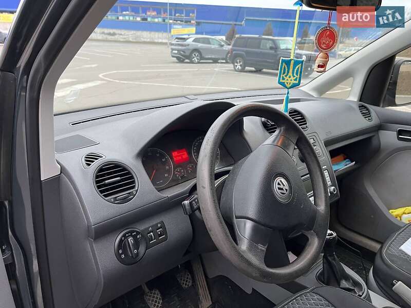 Минивэн Volkswagen Caddy 2009 в Виннице