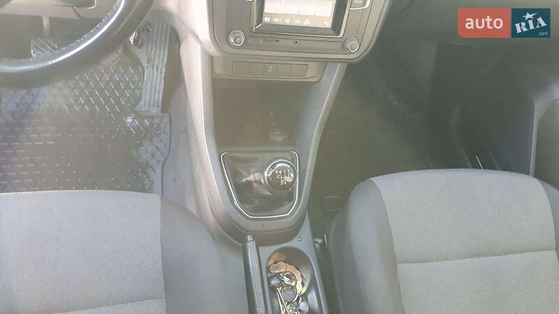 Грузовой фургон Volkswagen Caddy 2017 в Славуте