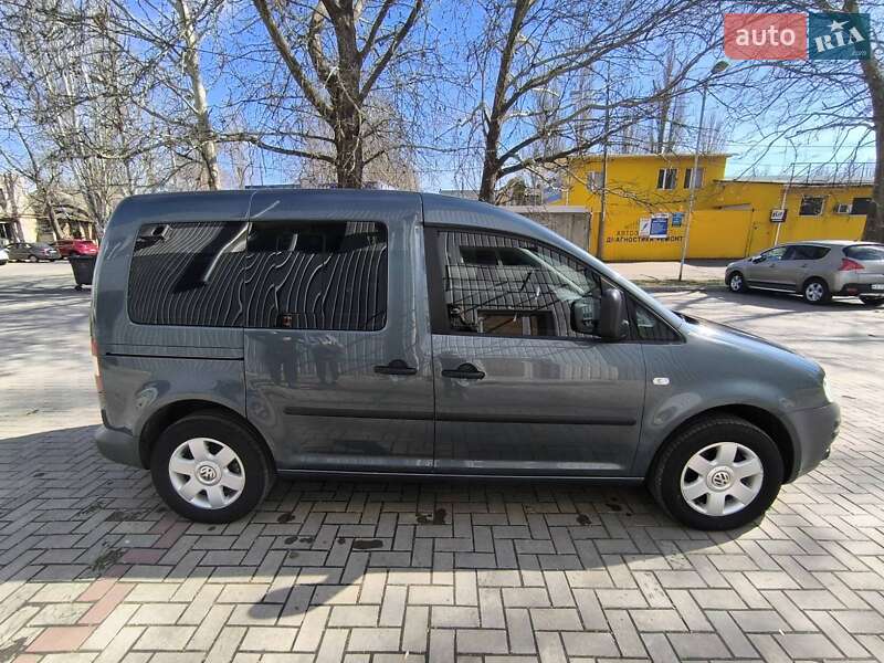 Мінівен Volkswagen Caddy 2006 в Миколаєві