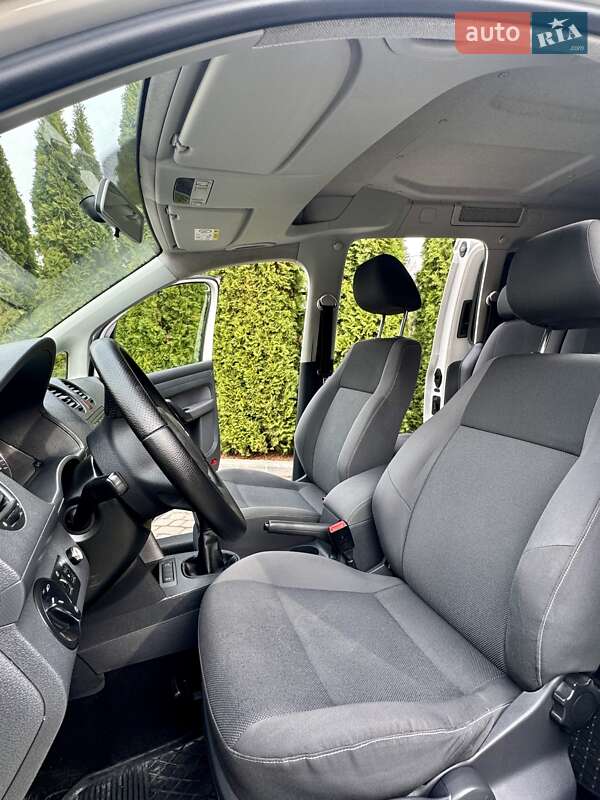 Минивэн Volkswagen Caddy 2015 в Трускавце