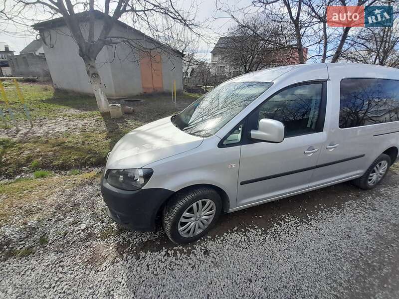 Минивэн Volkswagen Caddy 2015 в 