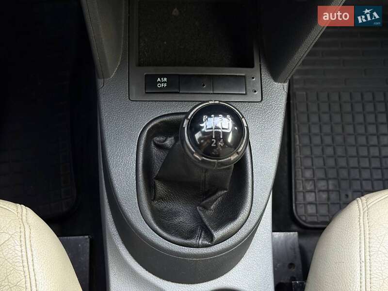 Мінівен Volkswagen Caddy 2010 в Рівному
