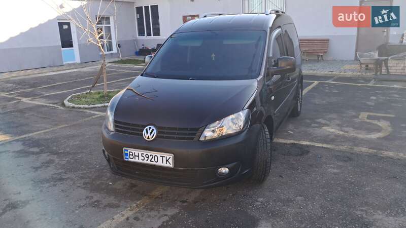 Минивэн Volkswagen Caddy 2012 в Великодолинском
