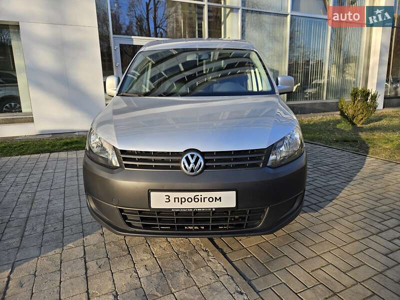 Мінівен Volkswagen Caddy 2013 в Києві