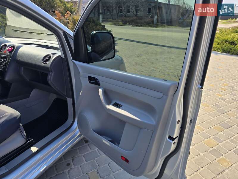 Минивэн Volkswagen Caddy 2007 в Харькове