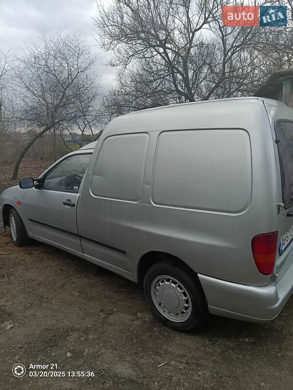 Грузовой фургон Volkswagen Caddy 1999 в Першотравенске