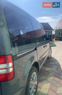 Минивэн Volkswagen Caddy 2011 в 