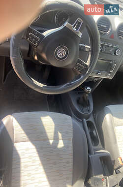Минивэн Volkswagen Caddy 2011 в 