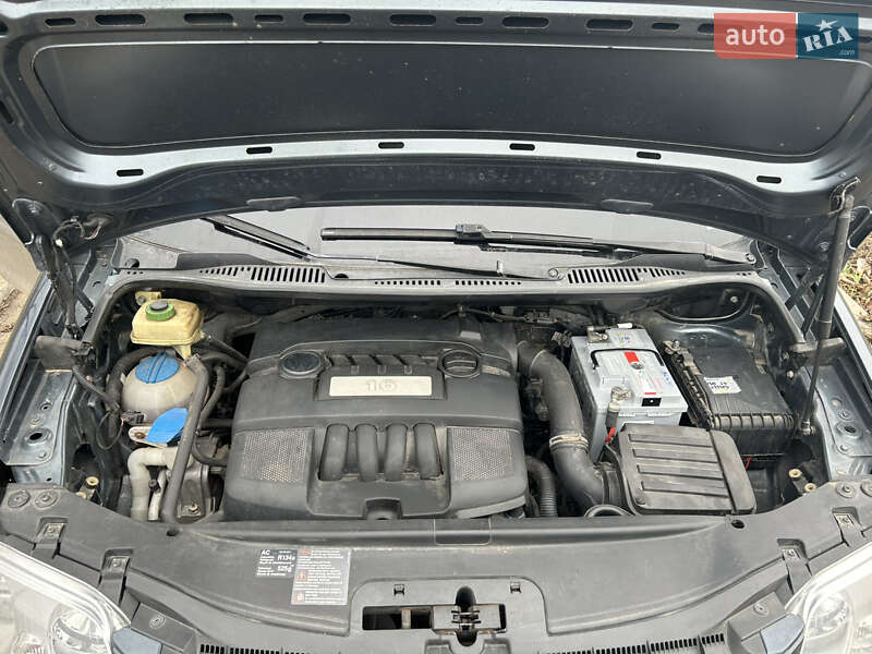 Минивэн Volkswagen Caddy 2008 в Ильинцах
