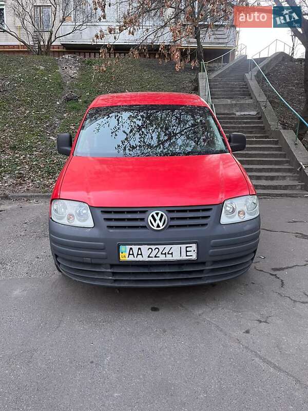 Вантажний фургон Volkswagen Caddy 2005 в 