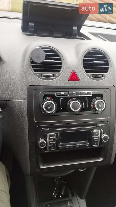 Минивэн Volkswagen Caddy 2015 в Луцке