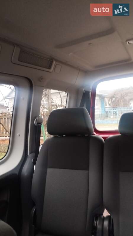 Минивэн Volkswagen Caddy 2015 в Луцке