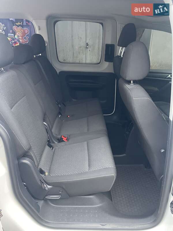Мінівен Volkswagen Caddy 2016 в Одесі