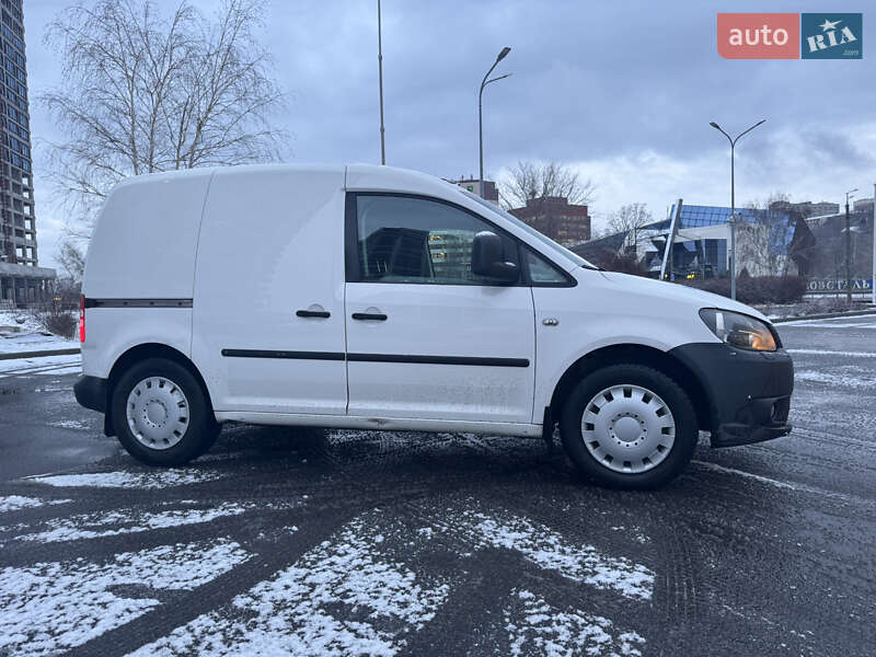 Грузопассажирский фургон Volkswagen Caddy 2012 в Днепре