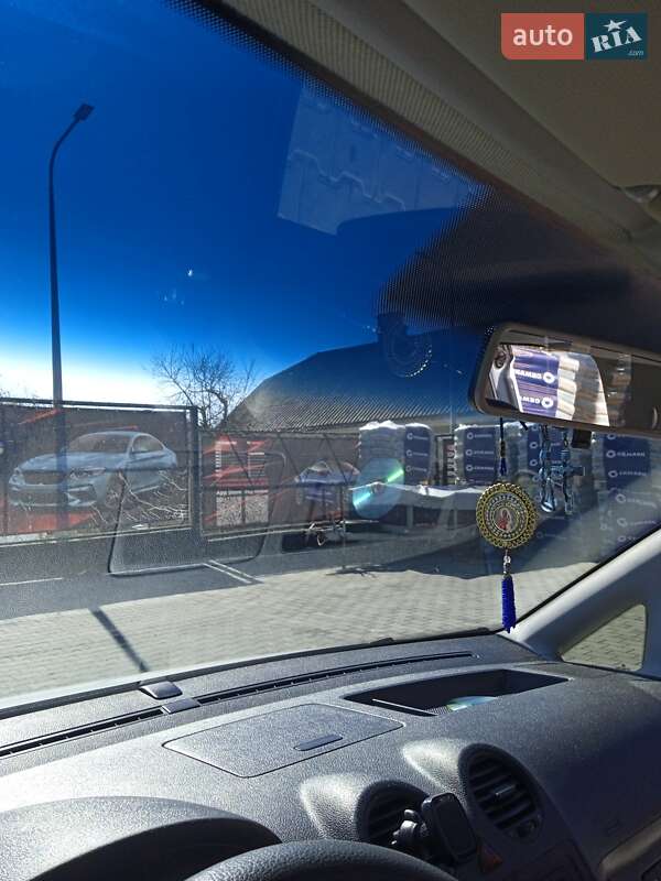 Мінівен Volkswagen Caddy 2014 в Тернополі