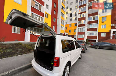 Минивэн Volkswagen Caddy 2016 в 
