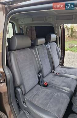 Минивэн Volkswagen Caddy 2013 в 